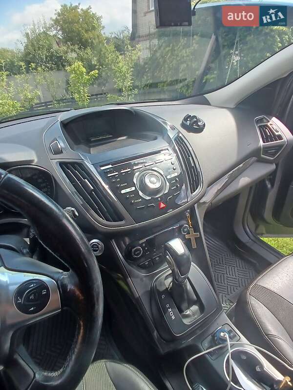 Внедорожник / Кроссовер Ford Kuga 2013 в Луцке