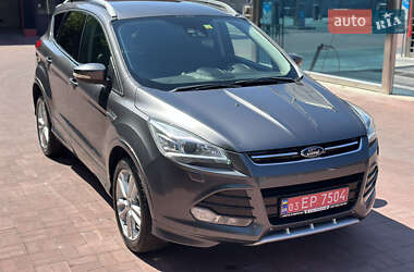 Внедорожник / Кроссовер Ford Kuga 2014 в 
