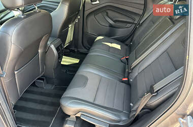 Внедорожник / Кроссовер Ford Kuga 2014 в 