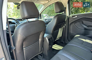 Внедорожник / Кроссовер Ford Kuga 2014 в 