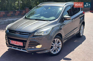 Внедорожник / Кроссовер Ford Kuga 2014 в 