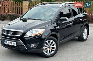 Внедорожник / Кроссовер Ford Kuga 2011 в 
