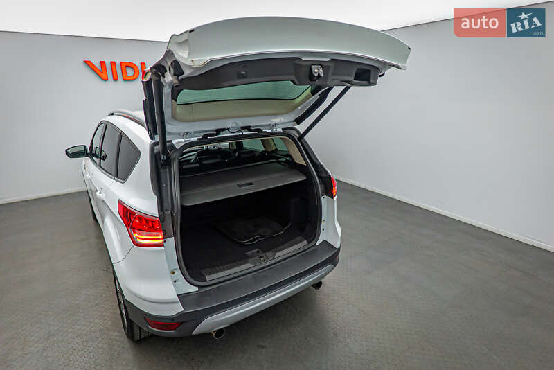 Внедорожник / Кроссовер Ford Kuga 2013 в Киеве