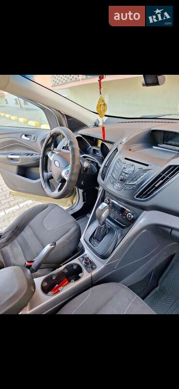 Позашляховик / Кросовер Ford Kuga 2013 в Ужгороді