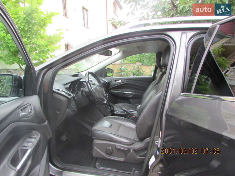 Внедорожник / Кроссовер Ford Kuga 2015 в Львове