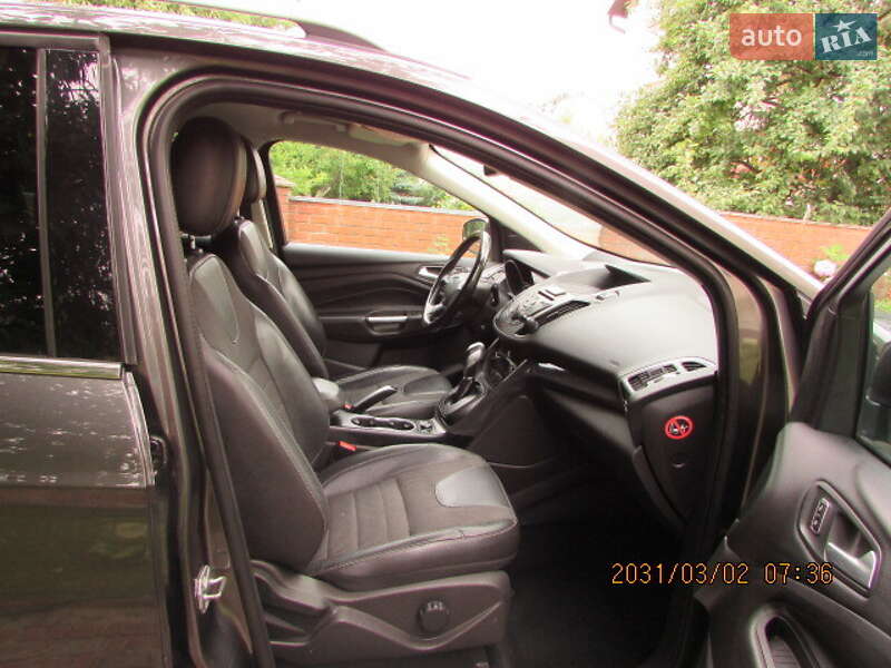 Внедорожник / Кроссовер Ford Kuga 2015 в Львове