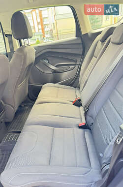 Внедорожник / Кроссовер Ford Kuga 2014 в 