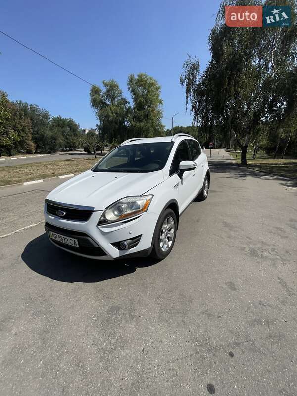 Внедорожник / Кроссовер Ford Kuga 2011 в Запорожье