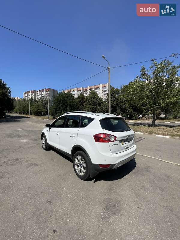 Внедорожник / Кроссовер Ford Kuga 2011 в Запорожье