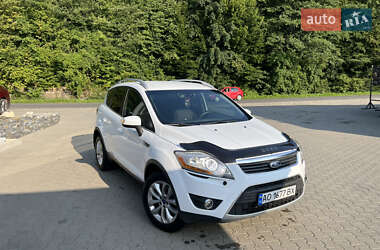 Внедорожник / Кроссовер Ford Kuga 2010 в Тячеве