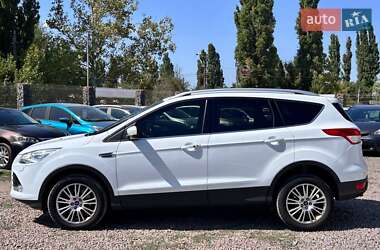 Внедорожник / Кроссовер Ford Kuga 2013 в 