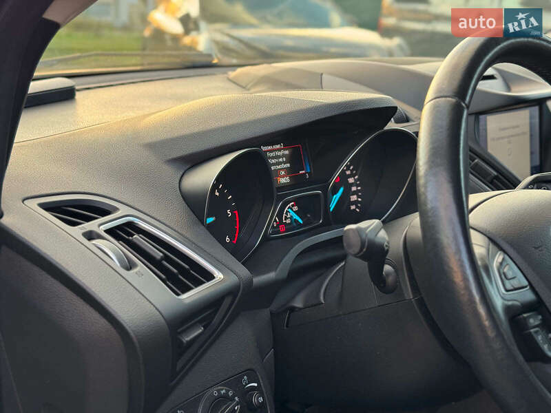 Внедорожник / Кроссовер Ford Kuga 2019 в Киеве