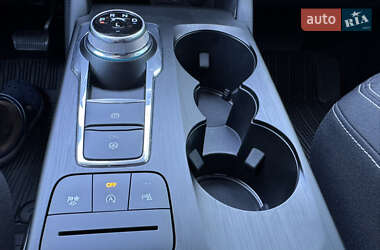 Внедорожник / Кроссовер Ford Kuga 2023 в 