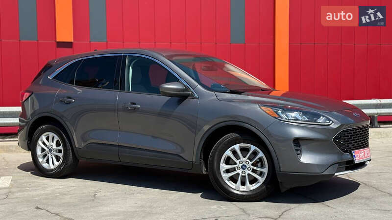 Внедорожник / Кроссовер Ford Kuga 2021 в Киеве