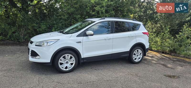 Внедорожник / Кроссовер Ford Kuga 2014 в Машевке