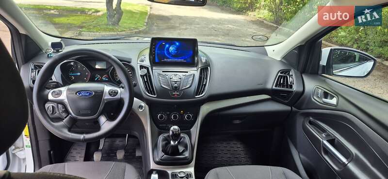 Внедорожник / Кроссовер Ford Kuga 2014 в Машевке