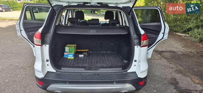 Внедорожник / Кроссовер Ford Kuga 2014 в Машевке