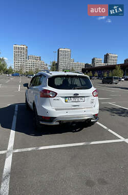 Внедорожник / Кроссовер Ford Kuga 2011 в 