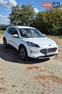 Позашляховик / Кросовер Ford Kuga 2020 в Ромнах