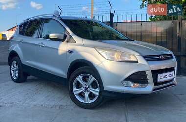 Позашляховик / Кросовер Ford Kuga 2014 в Києві