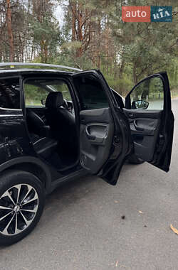 Внедорожник / Кроссовер Ford Kuga 2011 в 