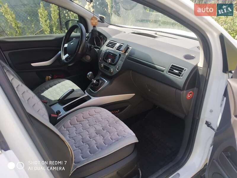 Внедорожник / Кроссовер Ford Kuga 2010 в Машевке фото 3 Внедорожник / Кроссовер Ford Kuga 2010 в Машевке
