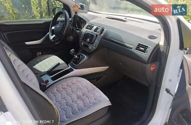 Внедорожник / Кроссовер Ford Kuga 2010 в 