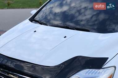 Внедорожник / Кроссовер Ford Kuga 2013 в 