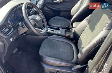 Внедорожник / Кроссовер Ford Kuga 2020 в 
