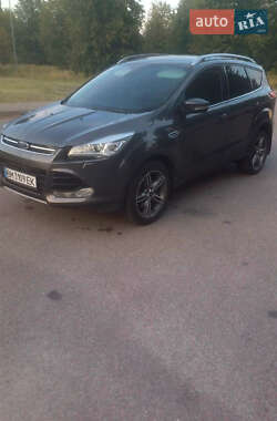 Внедорожник / Кроссовер Ford Kuga 2015 в 