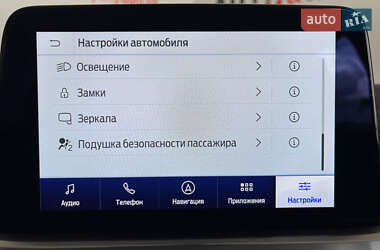 Внедорожник / Кроссовер Ford Kuga 2021 в 