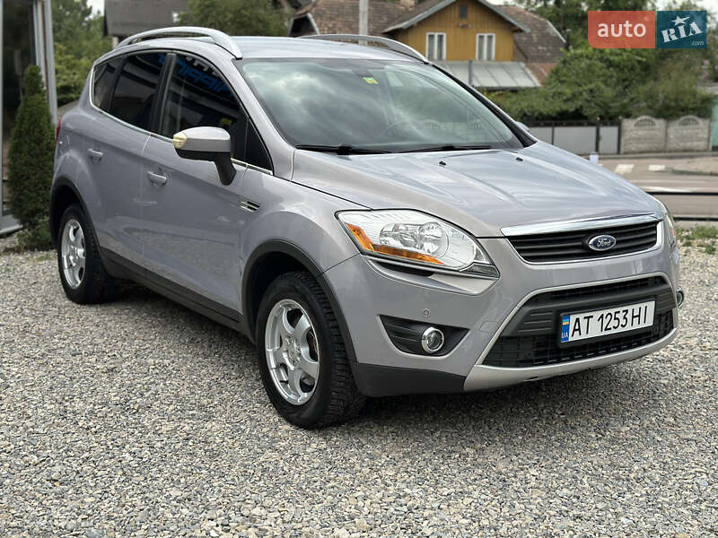 Внедорожник / Кроссовер Ford Kuga 2011 в Ивано-Франковске