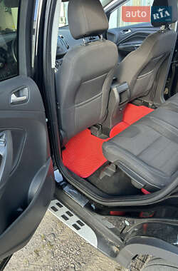 Внедорожник / Кроссовер Ford Kuga 2014 в Кременчуге