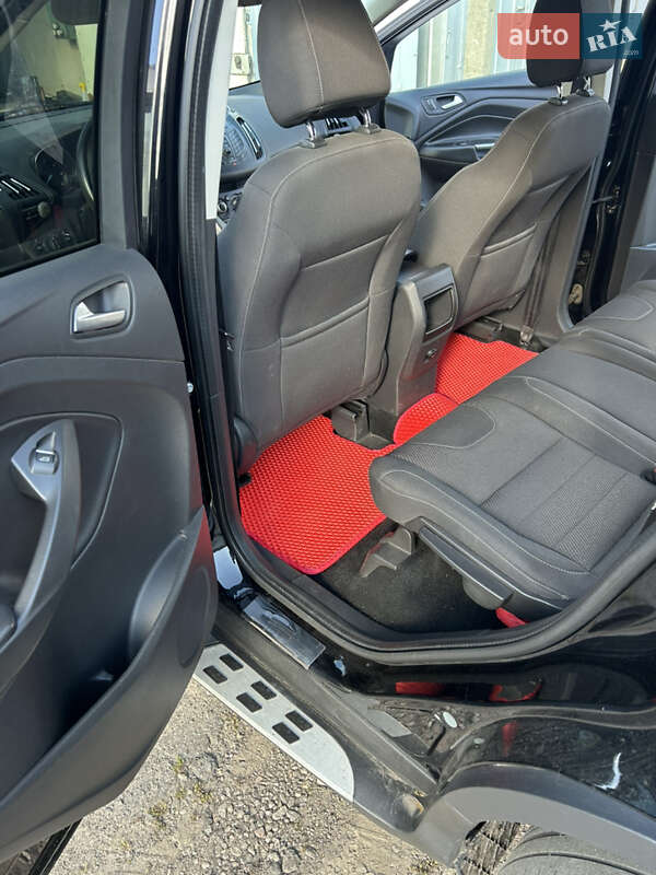 Позашляховик / Кросовер Ford Kuga 2014 в Кременчуці