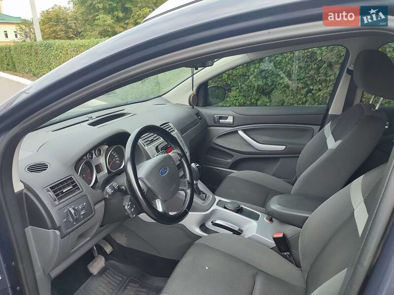 Внедорожник / Кроссовер Ford Kuga 2012 в Виннице