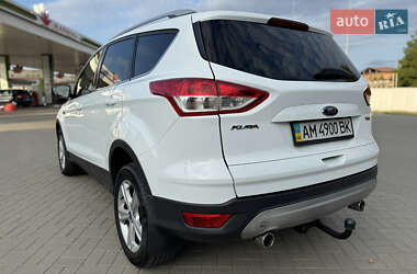 Внедорожник / Кроссовер Ford Kuga 2013 в 