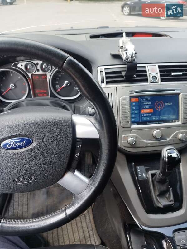 Внедорожник / Кроссовер Ford Kuga 2012 в Борисполе фото 4 Внедорожник / Кроссовер Ford Kuga 2012 в Борисполе