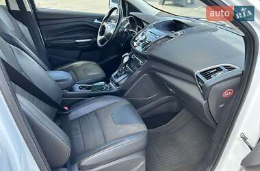 Внедорожник / Кроссовер Ford Kuga 2014 в 