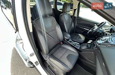 Внедорожник / Кроссовер Ford Kuga 2014 в 