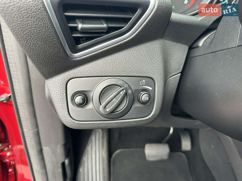 Внедорожник / Кроссовер Ford Kuga 2015 в Ровно