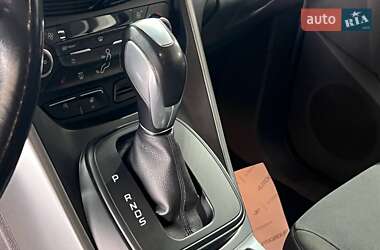 Внедорожник / Кроссовер Ford Kuga 2017 в 