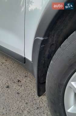 Внедорожник / Кроссовер Ford Kuga 2012 в 
