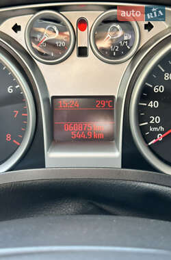 Внедорожник / Кроссовер Ford Kuga 2012 в 