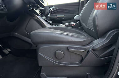 Внедорожник / Кроссовер Ford Kuga 2018 в 