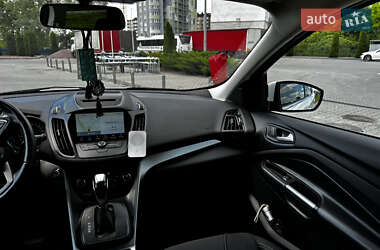 Внедорожник / Кроссовер Ford Kuga 2018 в 
