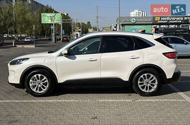 Внедорожник / Кроссовер Ford Kuga 2021 в 