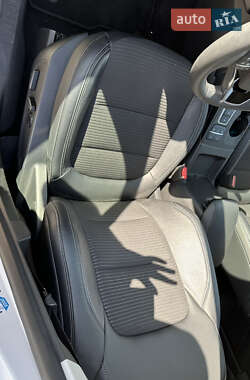 Внедорожник / Кроссовер Ford Kuga 2021 в 