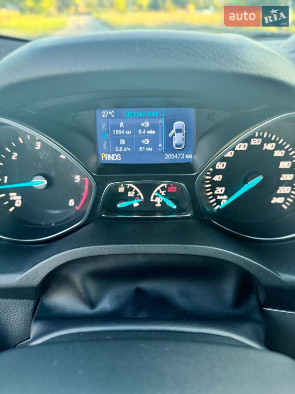 Внедорожник / Кроссовер Ford Kuga 2016 в Василькове
