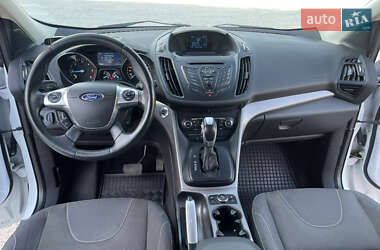 Внедорожник / Кроссовер Ford Kuga 2013 в 