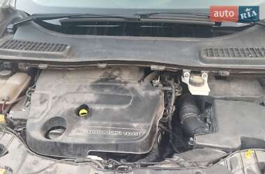 Внедорожник / Кроссовер Ford Kuga 2014 в 